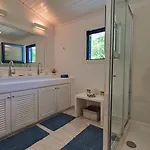 Villa Blue Gem *